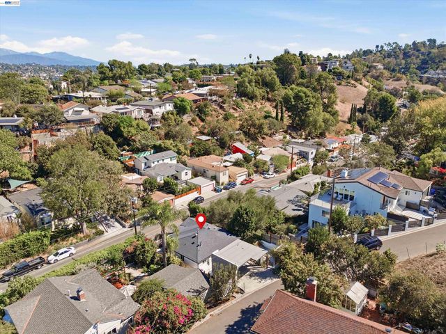 3929 Division St, Los Angeles, CA 90065