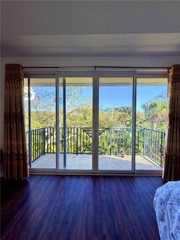 1630 42nd Square 104, Vero Beach, FL 32960