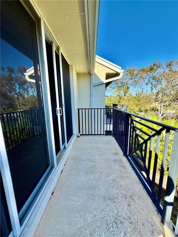 1630 42nd Square 104, Vero Beach, FL 32960