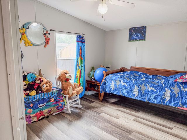 932 Road 5251, Cleveland, TX 77327