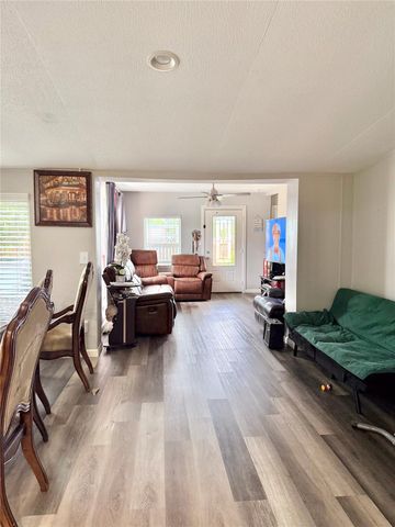 932 Road 5251, Cleveland, TX 77327