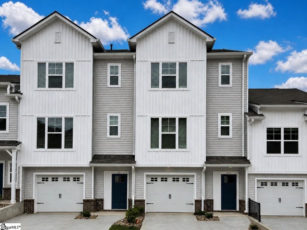 243 Taylor Woods Court, Greenville, SC 29607