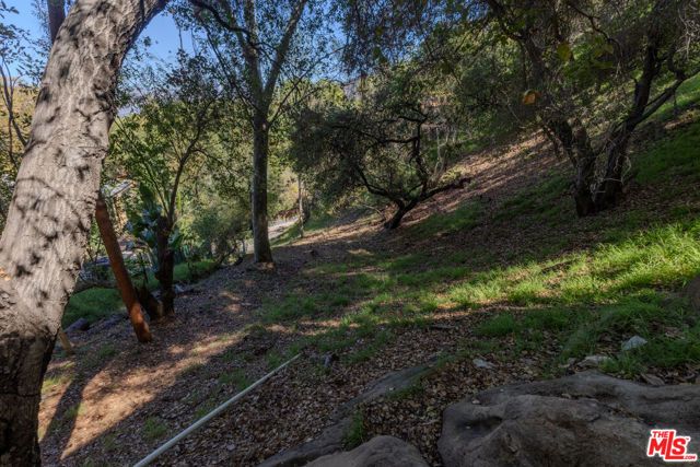 3047 Passmore Drive, Los Angeles, CA 90068