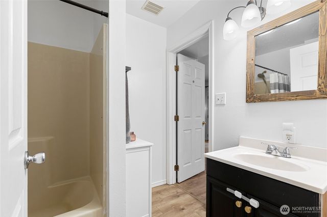 91 Loafer Lane, Port Angeles, WA 98362