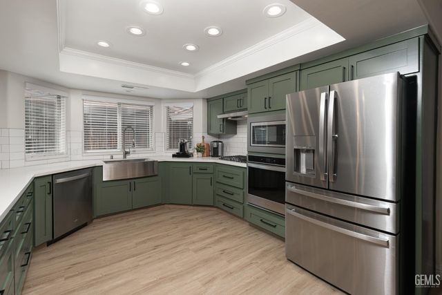 11123 Coachlight Court, Bakersfield, CA 93312