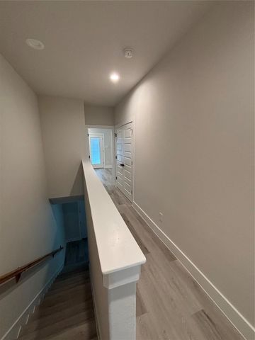 108 E 44th Street B, Houston, TX 77018