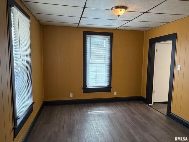 611 S ILLINOIS Street, Springfield, IL 62704