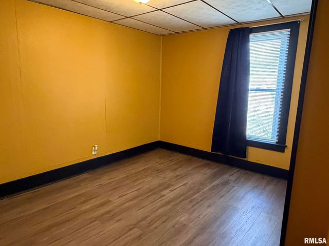 611 S ILLINOIS Street, Springfield, IL 62704