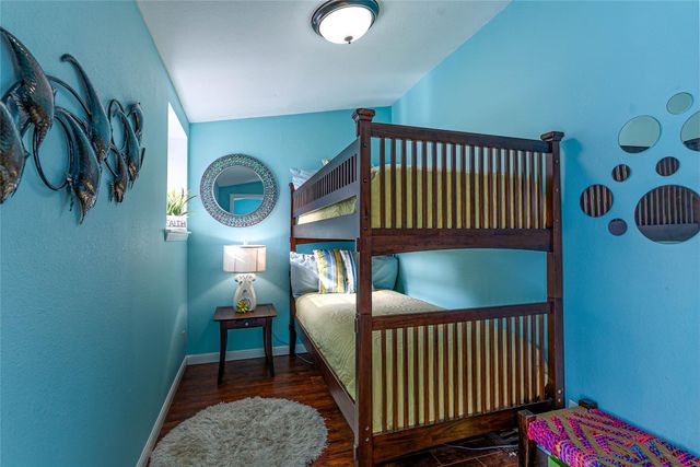 716 Sunrise Ave, Sunrise Beach, TX 78643
