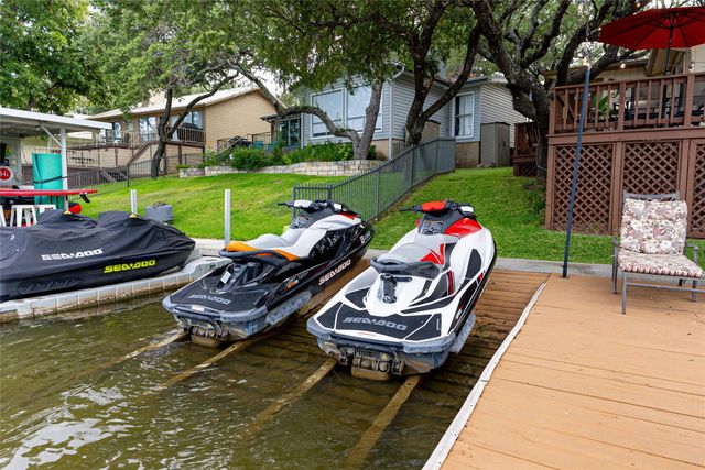 716 Sunrise Ave, Sunrise Beach, TX 78643