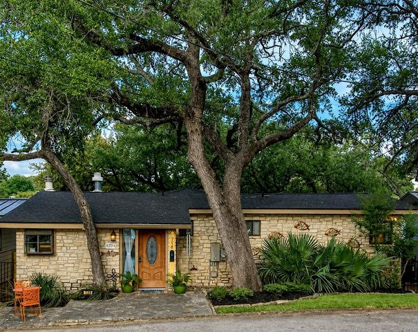 716 Sunrise Ave, Sunrise Beach, TX 78643