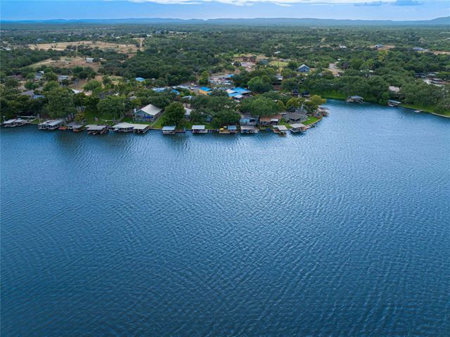 716 Sunrise Ave, Sunrise Beach, TX 78643