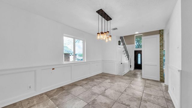 219 April Waters Drive W, Montgomery, TX 77356