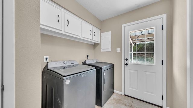 219 April Waters Drive W, Montgomery, TX 77356