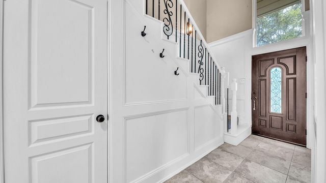 219 April Waters Drive W, Montgomery, TX 77356