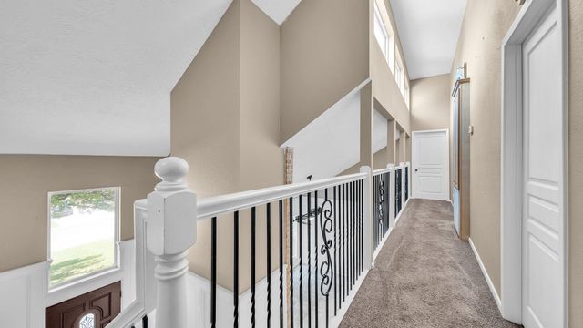 219 April Waters Drive W, Montgomery, TX 77356