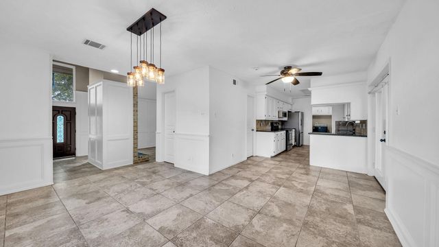 219 April Waters Drive W, Montgomery, TX 77356