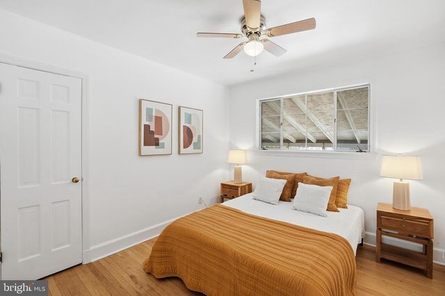 5820 WOODLAND DR, Oxon Hill, MD 20745