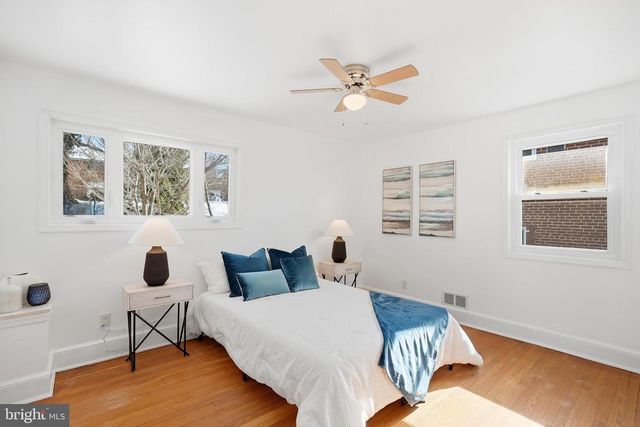 5820 WOODLAND DR, Oxon Hill, MD 20745