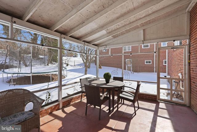 5820 WOODLAND DR, Oxon Hill, MD 20745