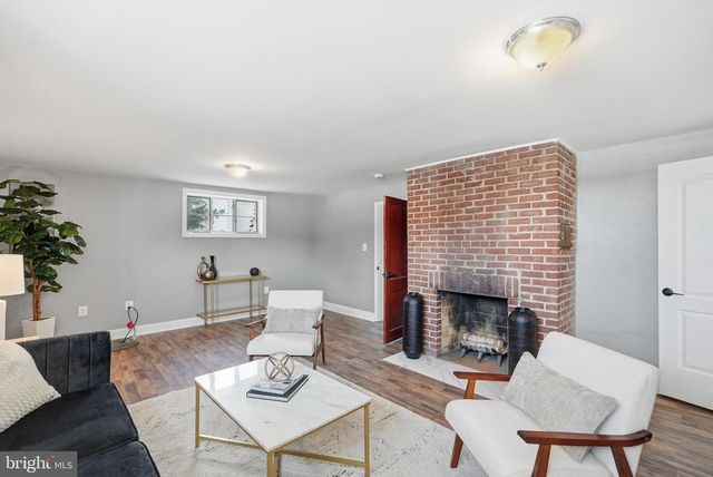 5820 WOODLAND DR, Oxon Hill, MD 20745