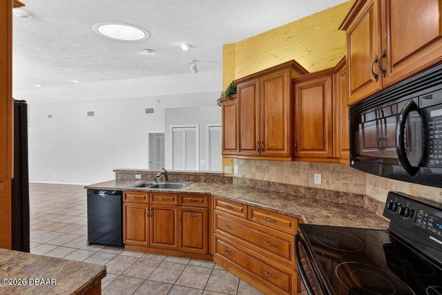 114 Roble Lane, Ormond Beach, FL 32174