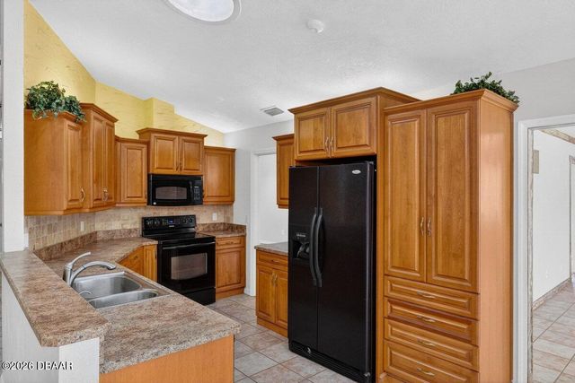 114 Roble Lane, Ormond Beach, FL 32174