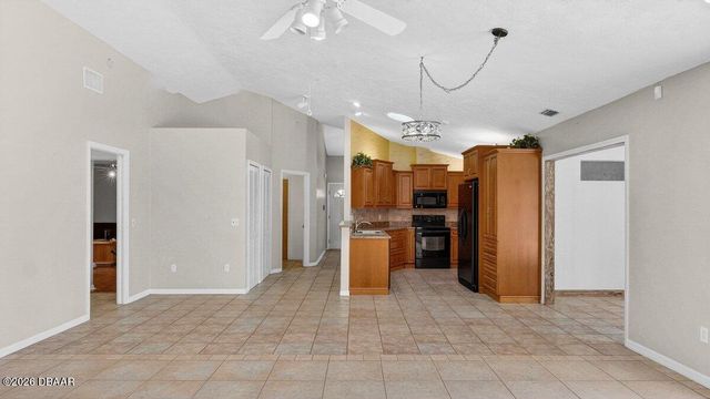 114 Roble Lane, Ormond Beach, FL 32174