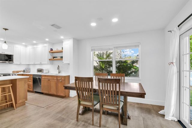 843 NW 98th Avenue, Plantation, FL 33324