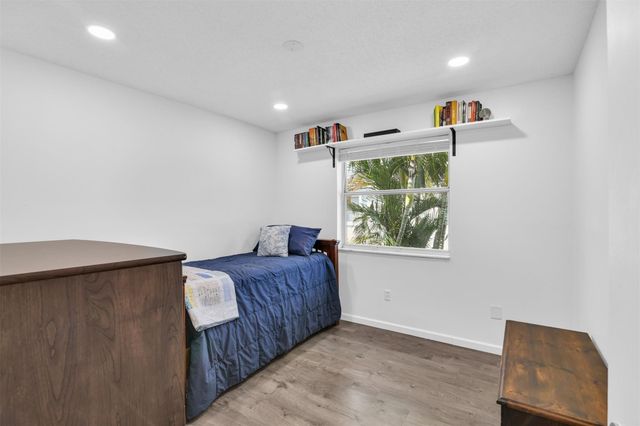 843 NW 98th Avenue, Plantation, FL 33324