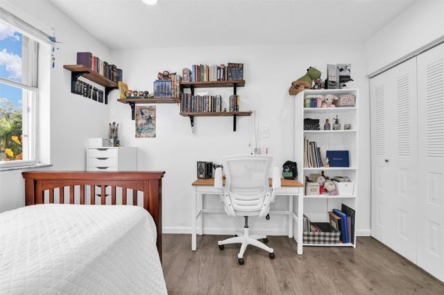 843 NW 98th Avenue, Plantation, FL 33324