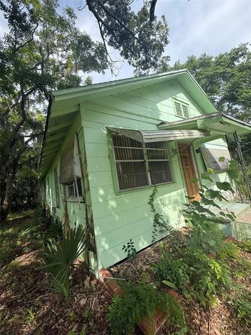 617 N DUSS STREET, New Smyrna Beach, FL 32168