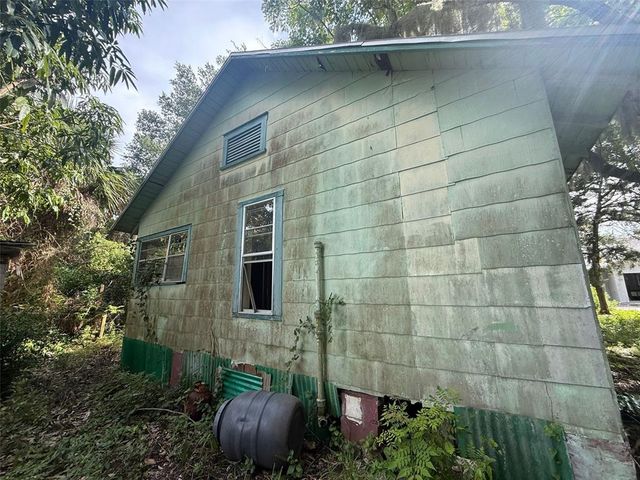 617 N DUSS STREET, New Smyrna Beach, FL 32168