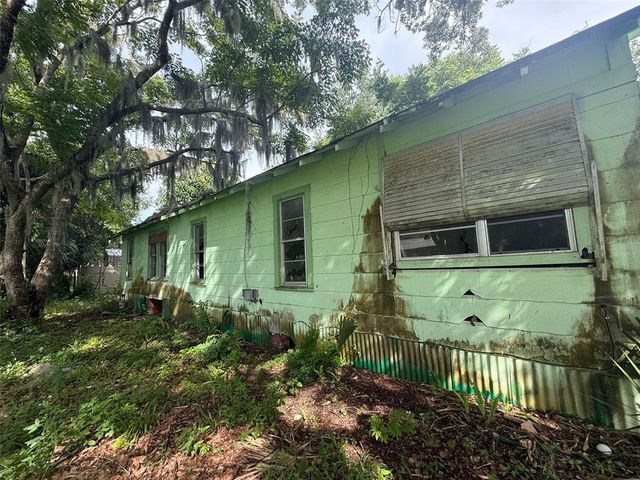 617 N DUSS STREET, New Smyrna Beach, FL 32168