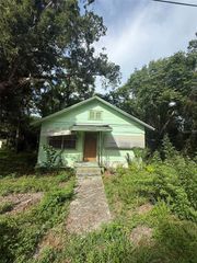 617 N DUSS STREET, New Smyrna Beach, FL 32168