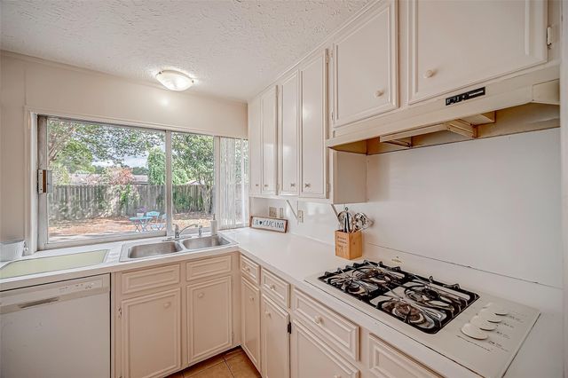 10607 Silkwood Drive, Houston, TX 77031