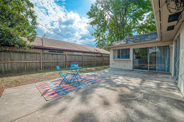 10607 Silkwood Drive, Houston, TX 77031