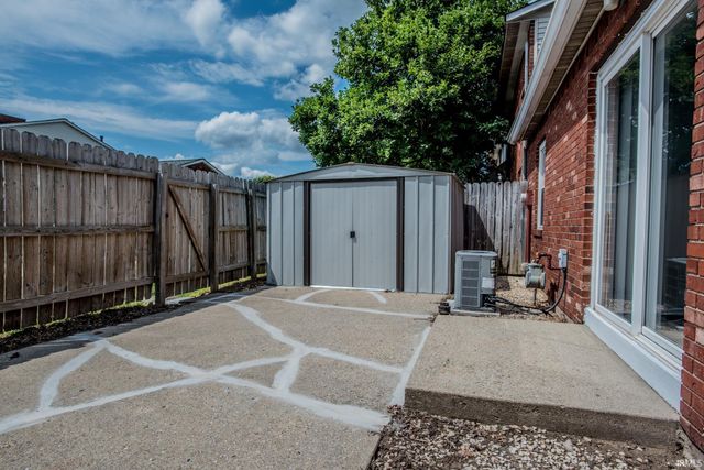 4216 Moller Road, Indianapolis, IN 46254
