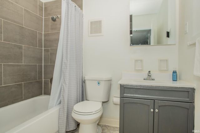 4216 Moller Road, Indianapolis, IN 46254