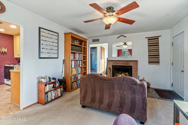 865 W Cutstone Street, Oracle, AZ 85623