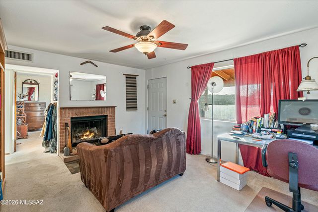 865 W Cutstone Street, Oracle, AZ 85623