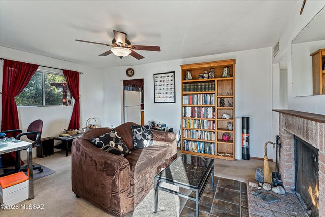 865 W Cutstone Street, Oracle, AZ 85623