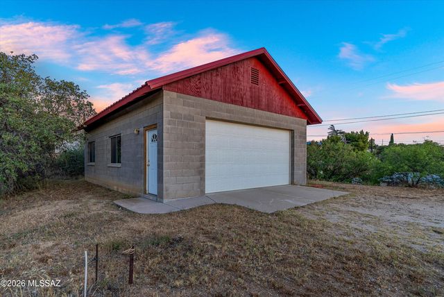 865 W Cutstone Street, Oracle, AZ 85623