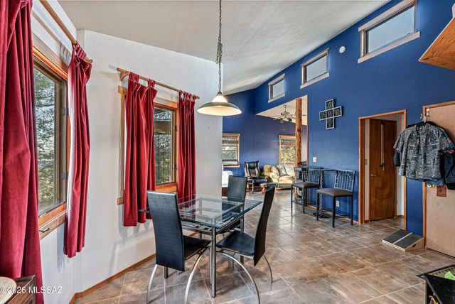 865 W Cutstone Street, Oracle, AZ 85623