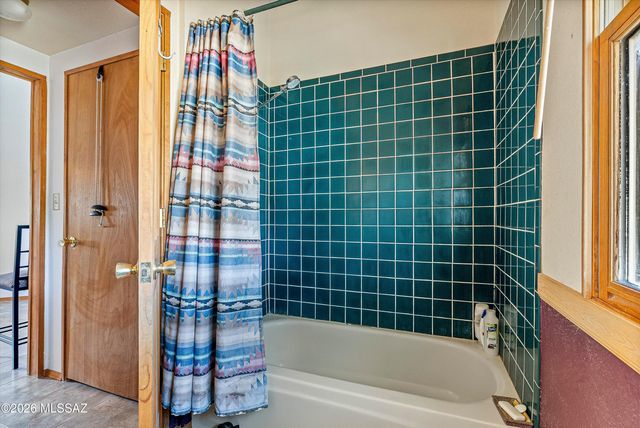 865 W Cutstone Street, Oracle, AZ 85623