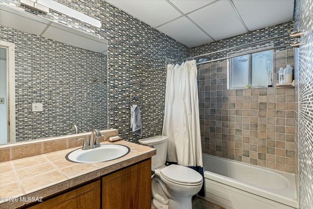 865 W Cutstone Street, Oracle, AZ 85623