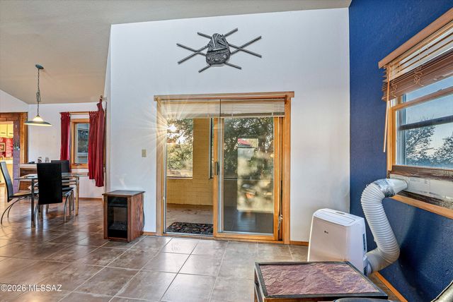 865 W Cutstone Street, Oracle, AZ 85623
