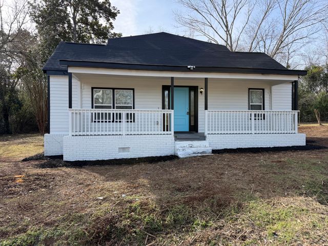 447 Glover Street, Edgefield, SC 29824