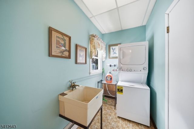 1 COLONIAL ROAD, Rockaway Twp., NJ 07866