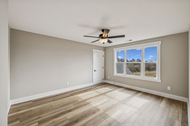 3271 Sulphur Springs Rd, Murfreesboro, TN 37129